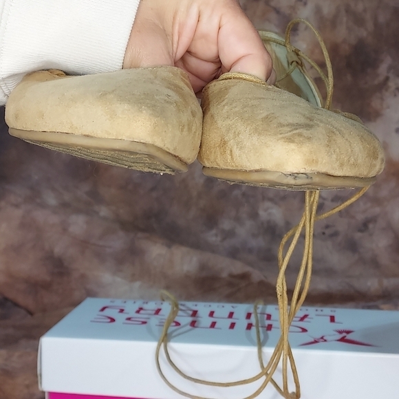 Chinese Laundry ballet flats lace up faux microsuede camel tan brown 10 - Picture 5 of 9